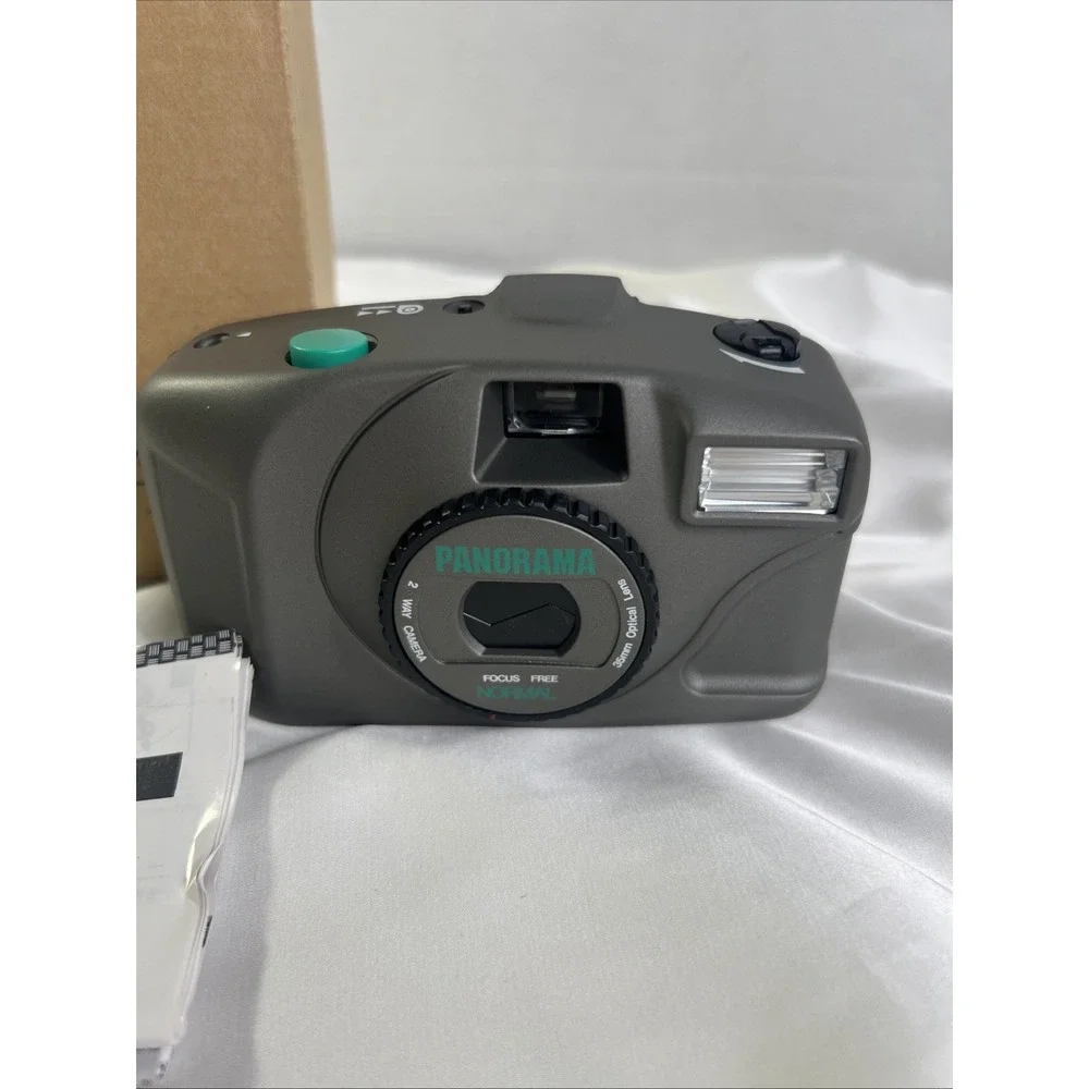 Vinatge‎ Avon 1997 35 MM Panorama Camera With Flash Lifestyle Solutions New